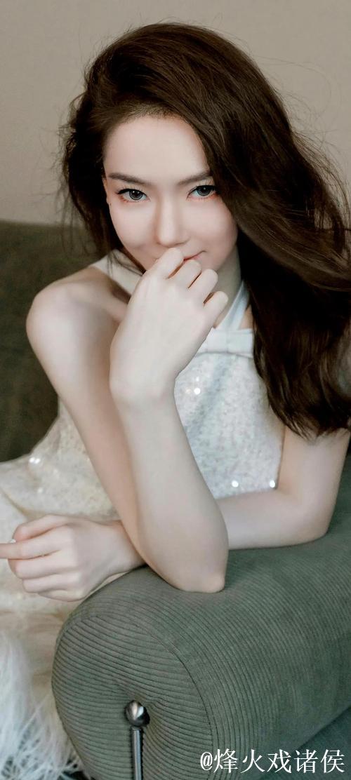 第1699期 你现在看到她了吗